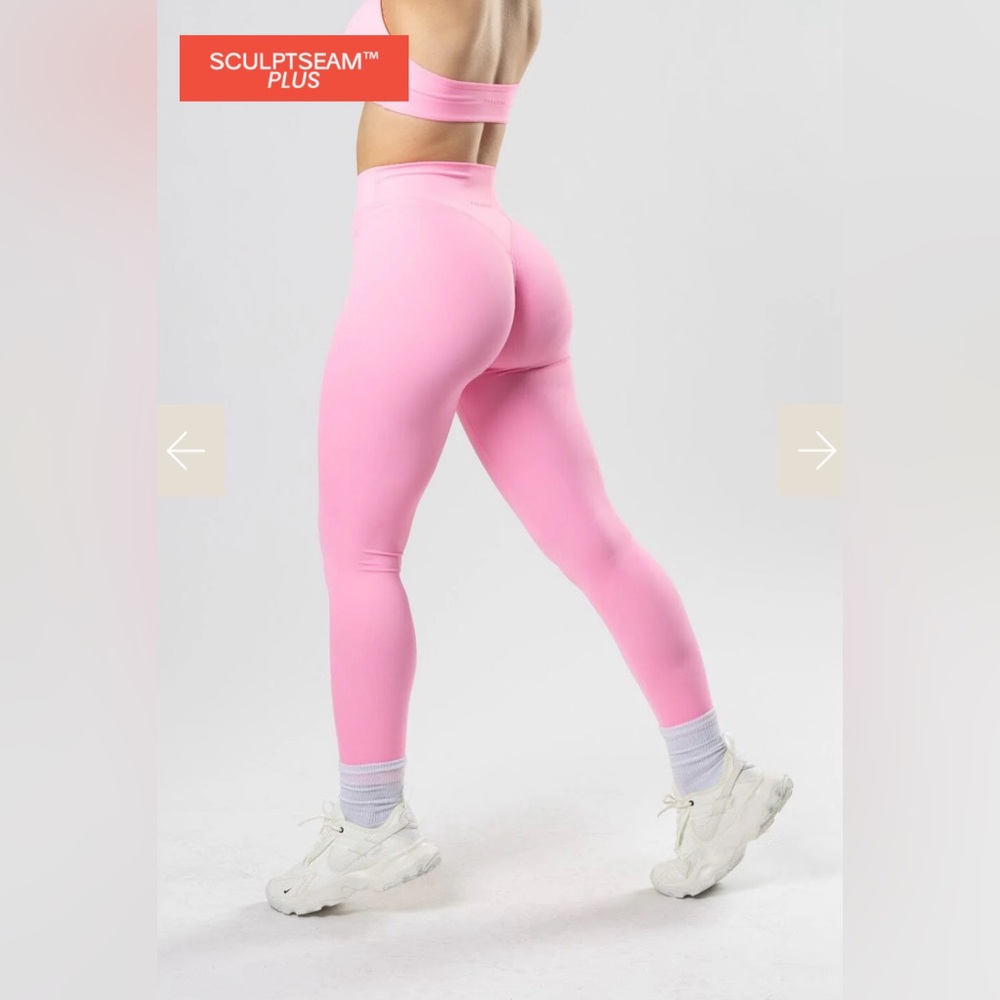 NWT ParagonFitwear Levitate Sculptseam Plus Leggings
